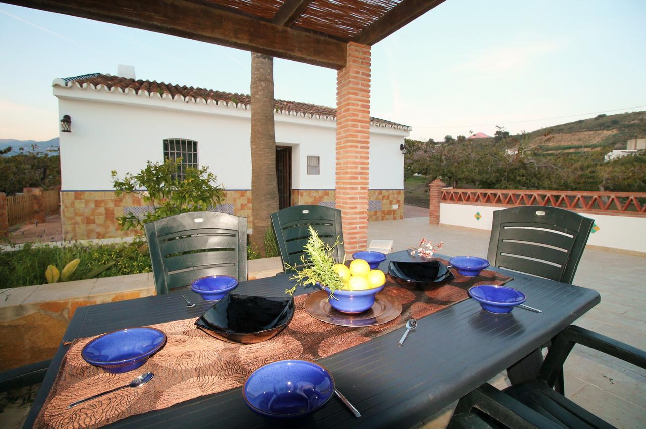 Villa El Crucero With Pool And Jacuzzi Spainsunrentals 1035 Nerja Buitenkant foto